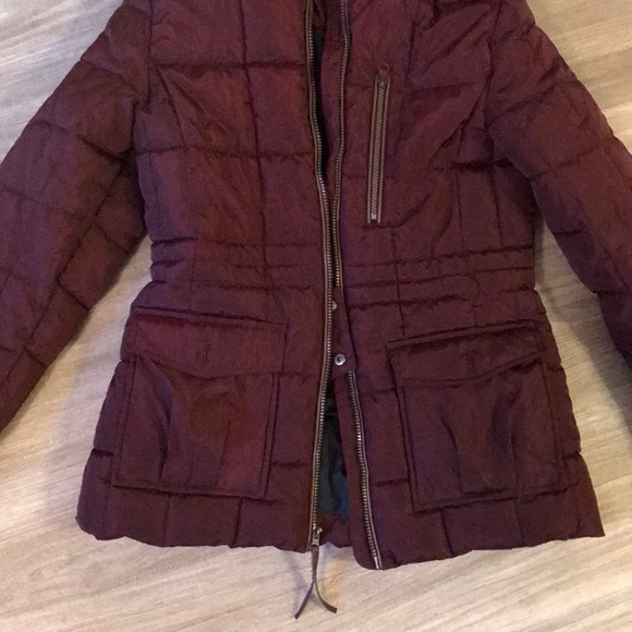 Maroon Snow Jacket w/ Removable Hood & Snow Skirt - Picture 2 of 5